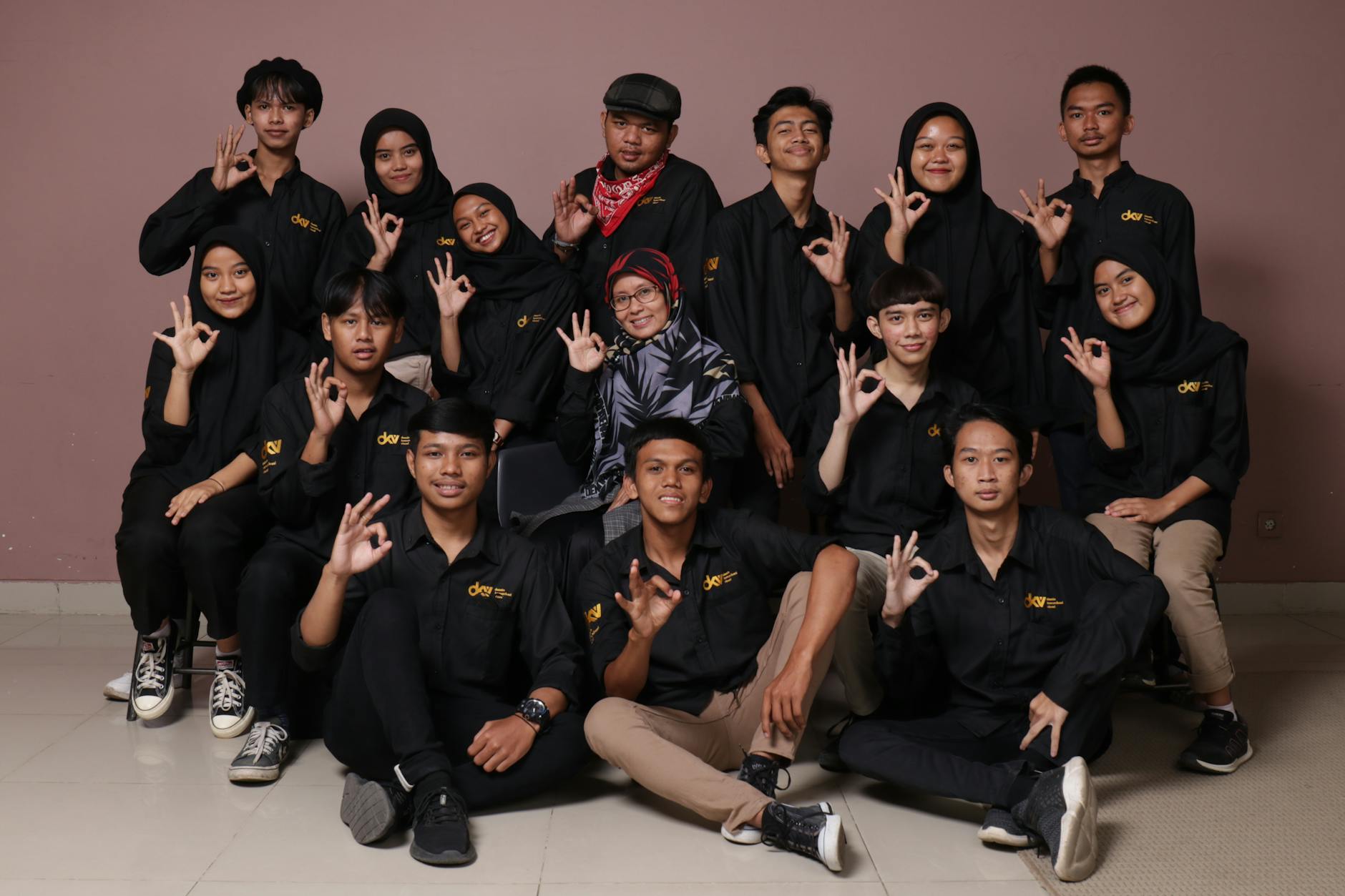 Jangan Cuma Modal Nekat! Ini Strategi Jitu Buru Loker Idaman di 2024